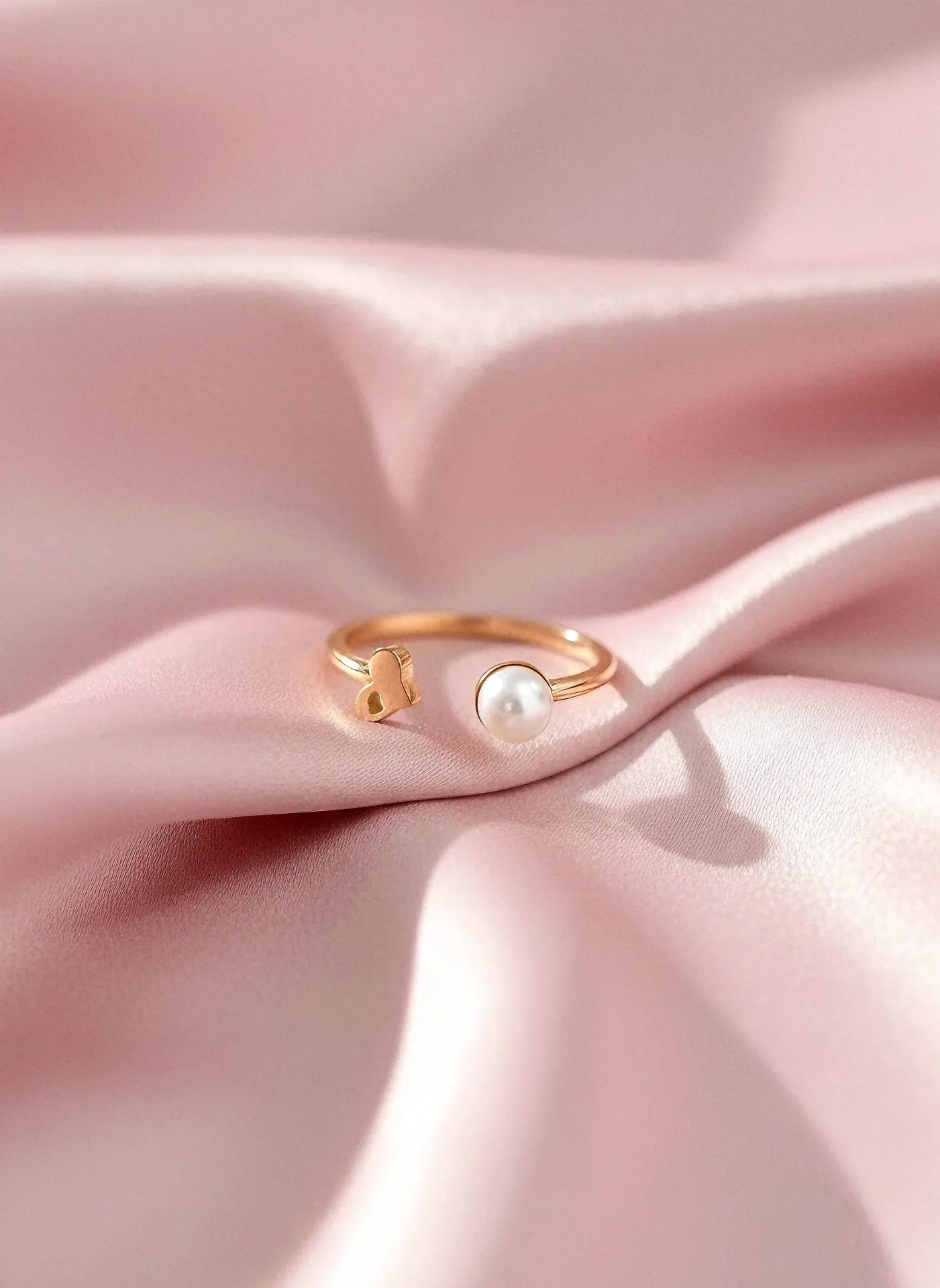 Adjustable Heart & Pearl Open Ring