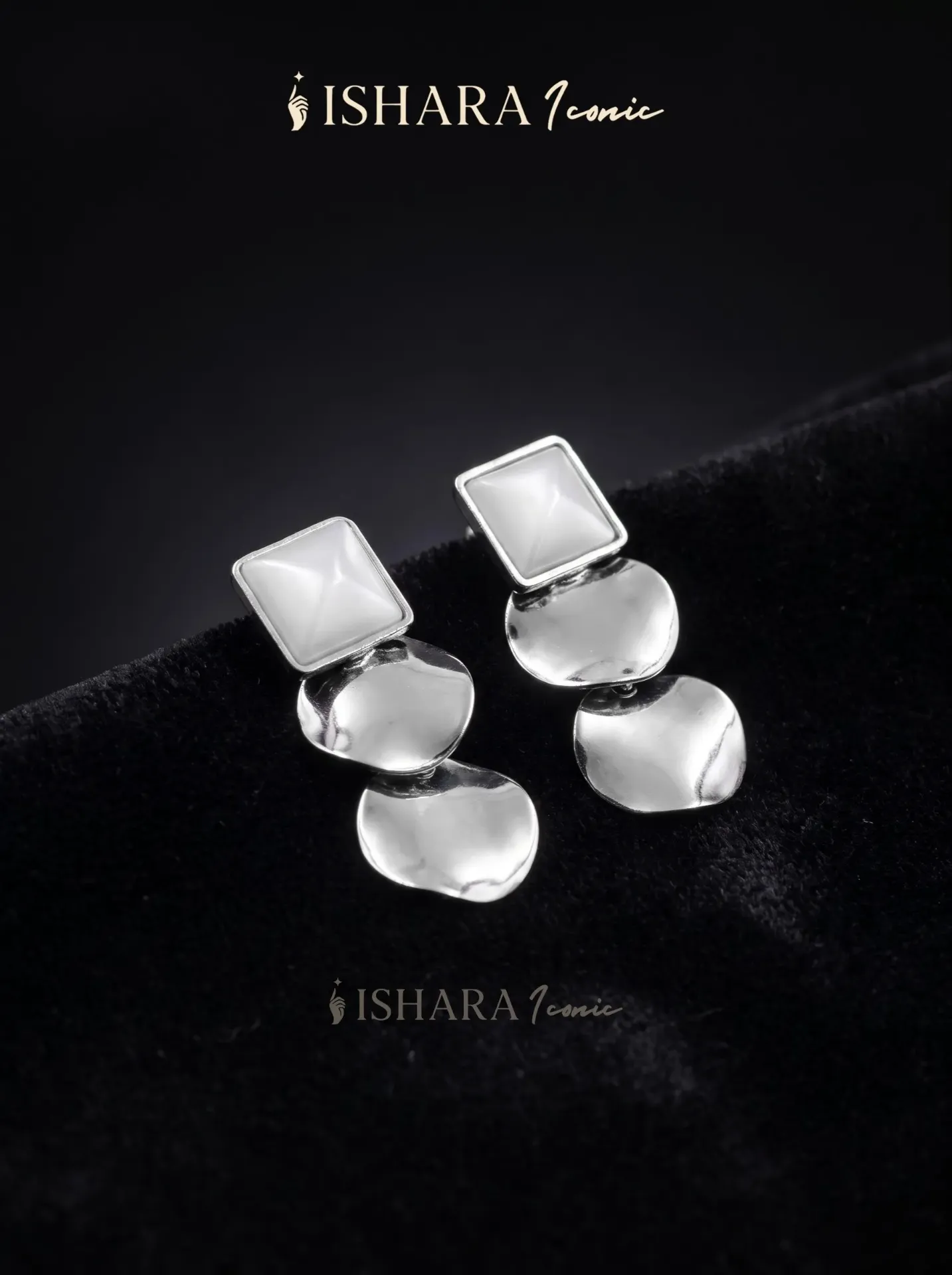 Square Silver Disc Drop Earings