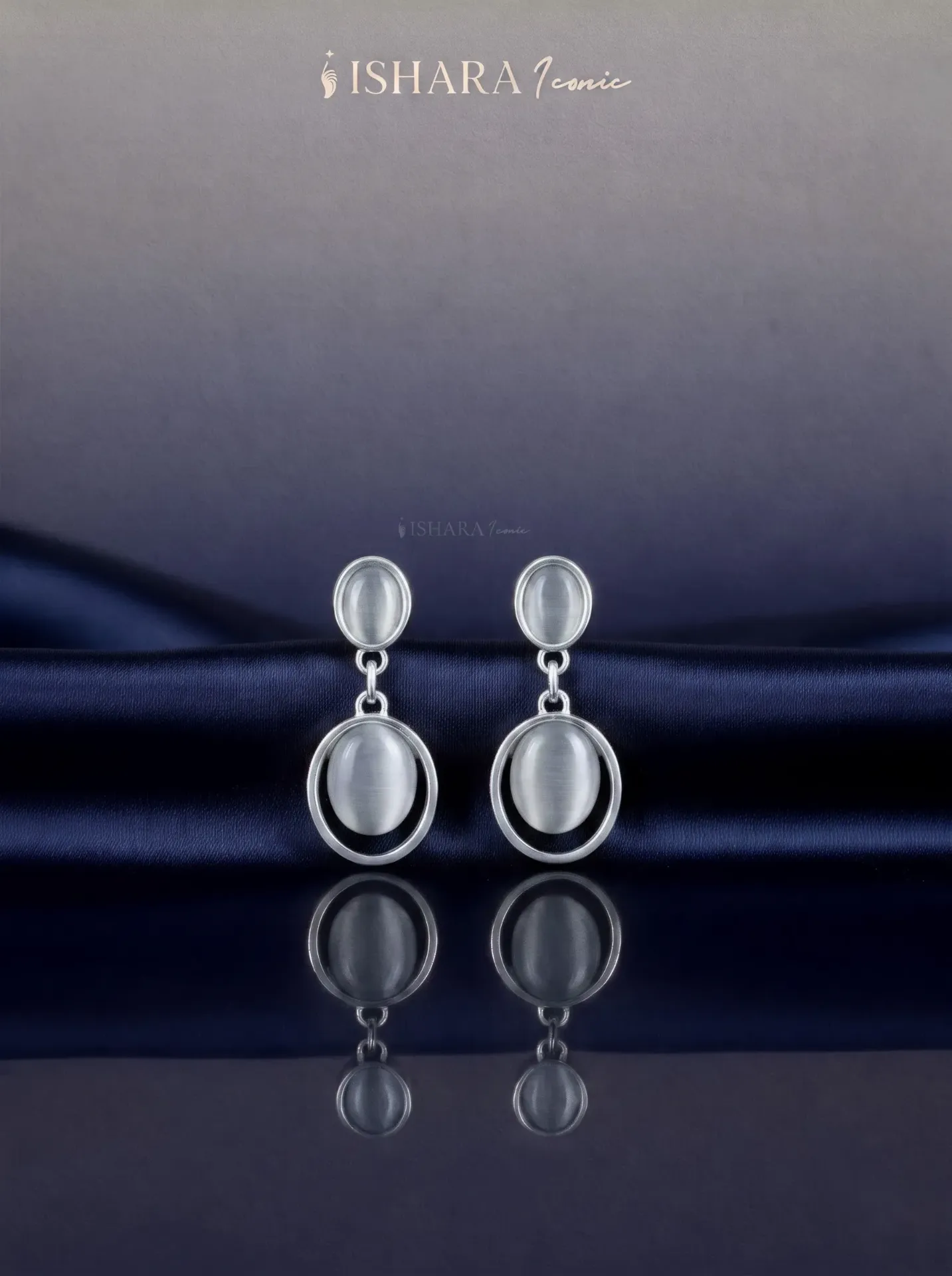 Elegant Oval Gold Dangle Earrings